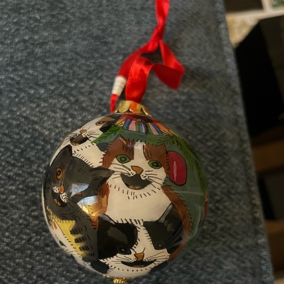 Inside Painted Art Christmas 3" Glass Ornament Christmas Cats multicolor - Picture 4 of 9